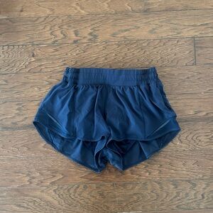 Lululemon hotty hot shorts 2.5 navy